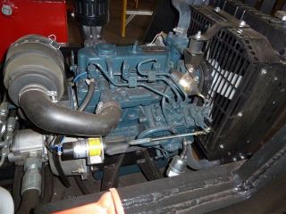   Diesel Engines D902 E3B KEA 2 25 HP 3600 RPM In Box w/radiator & moun