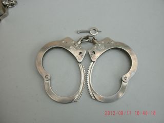hiatt handcuffs in Collectibles