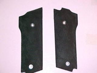   SMITH AND WESSON BLACK RUBBER CHECKERED GRIPS MODEL 59 459 AND 659