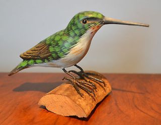 Hummingbird Figurine Statu​e Wood carving 4L 2W2H