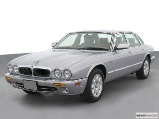 Jaguar XJ8 2001 Base