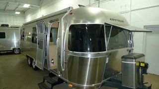 NEW 2012 AIRSTREAM 28 FLYING CLOUD WITH TAUPE ULTRA LEATHER BEST 