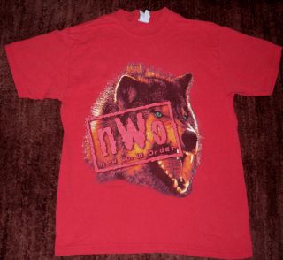 RARE DESIGN VINTAGE OFFICIAL WCW New World Order NWO Wolf Pack T Shirt 