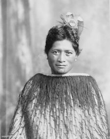 1800s photo Ngaperapuna . Maori, facing front, in native clothing 