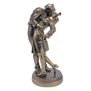   II Sailor & American Nurse The Kiss Statue Romantic Sculpture Bronze