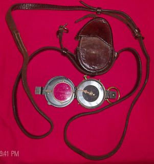 COMPASS metal, military 1916 dated in 1915 leather case 5th Bn 
