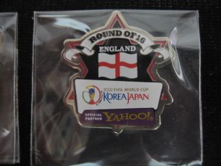 2002 fifa world cup pin badge japan yahoo sponsor pins