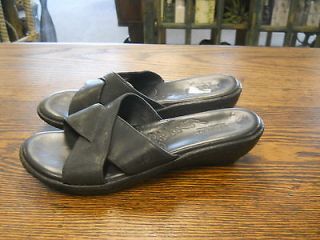 Womens Black Leather Slip On Born Sandals Size 8 Made in Mexico