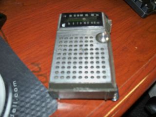 lloyd s portable radio model n706  8