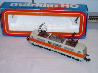 3087 Marklin #3155 Electric engine Commuter C7 C8  WITHOUT BOX