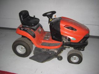 SCOTTS RIDING MOWER 17 HP BRIGS&STRATON USED IN GREAT WORKING 