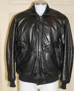 Vtg 80s AVIREX WW2 Pilot Style B 7 Black Leather Flight Jacket RARE 