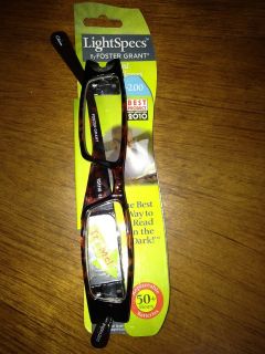 LIGHTED SPECS READING GLASSES   FOSTER GRANT +2.50 & +1.50 Black To 