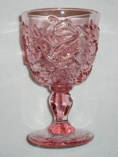   / Fenton, Madonna Inn  Wild Rose 5 Wine Glass  Pink, Mint Condition