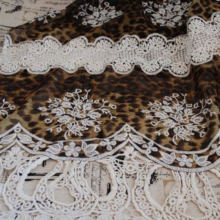 1m x 1.35m Chiffon Leopard Print Fabric with Guipure Lace Trim   Black 