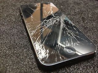 iphone 5 cracked screen in Cell Phones & Smartphones