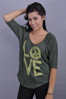 NEW WOMENS FREE PEOPLE ARMY GREEN PEACE LOVE 3/4 SLEEVE TOP SHIRT SIZE 
