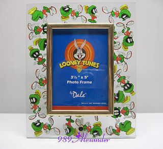 Warner Bros Looney Tunes Marvin the Martian Glass Photo Picture Frame