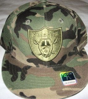 OAKLAND RAIDERS CAMOUFLAGE TEAM LOGO FLAT BRIM FITTED NFL CAP BY 