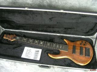 CARVIN ICON IC6 IC6W 6 STRING BASS GUITAR CLARO WALNUT WITH CASE