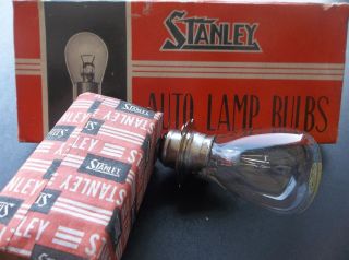 NOS Stanley Head Light Bulb A7025 Honda 34901 292 003 CB350 CL350 