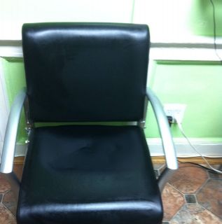 steel frame automatic recline shampoo chair  100