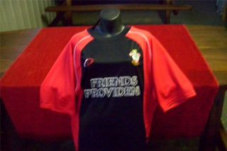 SOUTHAMPTON FC OFFICAL RED BLACK JERSEY IN GREAT COND UK 46 _48