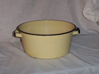 VINTAGE ENAMELWARE STOCK POT OLD FARM HOUSE LIGHT YELLOW with 