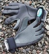 Neoprene Glove; Heavy weight thermal lined precurved glove for 