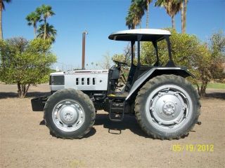 1994 White 6085   90 HP, ROPS, Weights, 16 Speed   VERY NICE TRACTOR