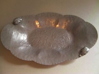 HAMMERED ALUMINUM CONTINENTAL HAND WROUGHT #572 BREAD TRAY STAMPED