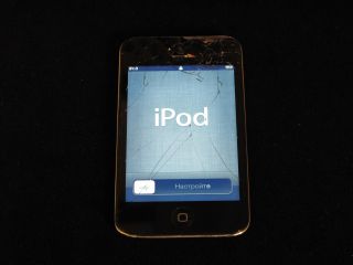 8GB iPod Touch 4th Gen as Is Broken Cracked Screen LCD WonT Connect 