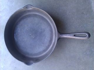 Vintage GSW Cast Iron Skillet Frying Pan No 9 Made in Canada