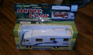NEW Diecast Class A Toy Motorhome RV Action Toy Camping Playset