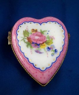   Porcelain Hinged Heart Shaped Trinket Box With Rose Je t aime Inside