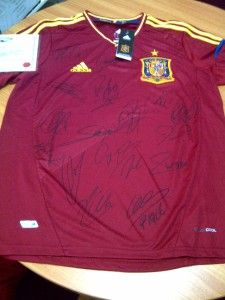 2012 Euro Champions Spain signed home soccer jersey with COA.