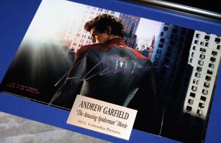    Man Signed Autographs TOBEY MAGUIRE Andrew Garfield Nicholas Hammond