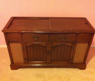 Antique Magnavox Stereo Record Player 1960s