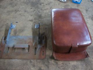   Cadillac Rear Seat Fold Down Arm Rest Brown Leather Very Nice