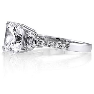 03Ct GIA Ascher Trapezoid Diamond Engagement Ring