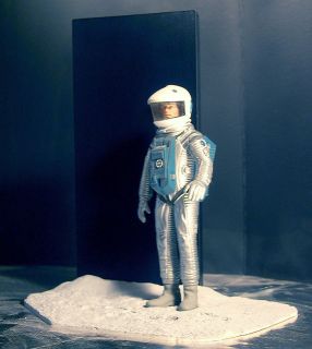 2001 Space Odyssey TMA 1 Astronaut Kit by Atomic City 1 12 Scale