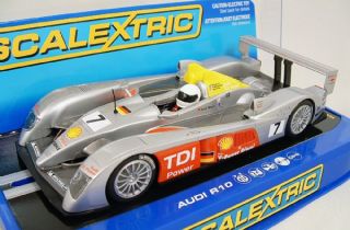 scalextric c2905 audi r10 7 le mans 1 32 scale slot car brand new in 