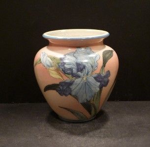 California Santa Barbara Ceramic Design Vase with Iris   MINT