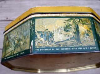 Vintage 1952 SUNSHINE BISCUITS Fancy Assortment Liberty Bell Tin
