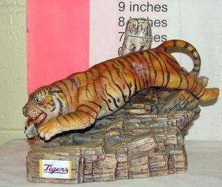Old Bardstown LSU TIGERS NCAA college FOOTBALL decanter made in 1979 