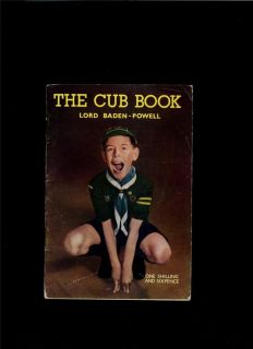    BOY SCOUTS Wolf Cub Handbook Gummed Logos Lord Baden Powell Mag 1964