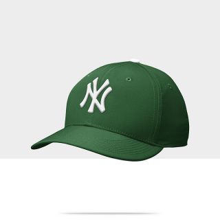 Nike St Pattys MLB Yankees Baseball Hat 5941YN_315_A