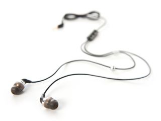Maximo iP 595 iMetal Enhanced Definition Earphones with Inline Remote 