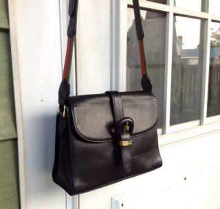 ROBERTA DI CAMERINO Black Leather Handbag Purse w Red & Green Strap w 