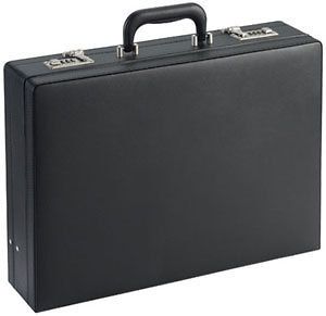 SOLO Classic Collection 17.5 Expandable Attache Hardsided Briefcase 